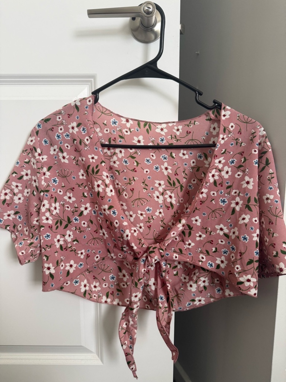 Floral Tie-Front Crop Top in Dusty Rose